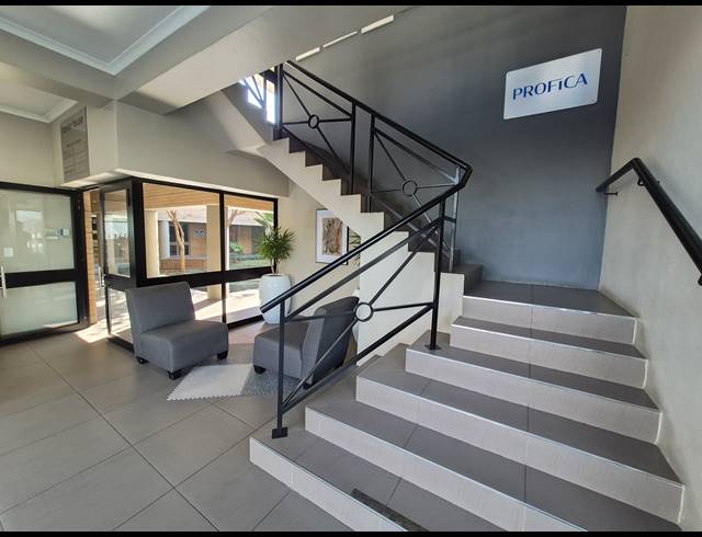 73M² OFFICE TO LET IN RIVONIA